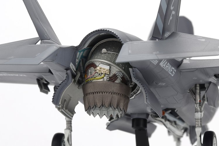 1:72 Tamiya 60793 Lockheed Martin F-35B Lightning II - Straaljager - Tam60793 4 - TAM60793