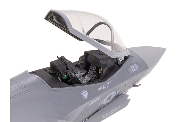 1:72 Tamiya 60794 Lockheed Martin F-35C Lightning II &ndash; U.S. Jet Fighter - Tam60794 4 - TAM60794