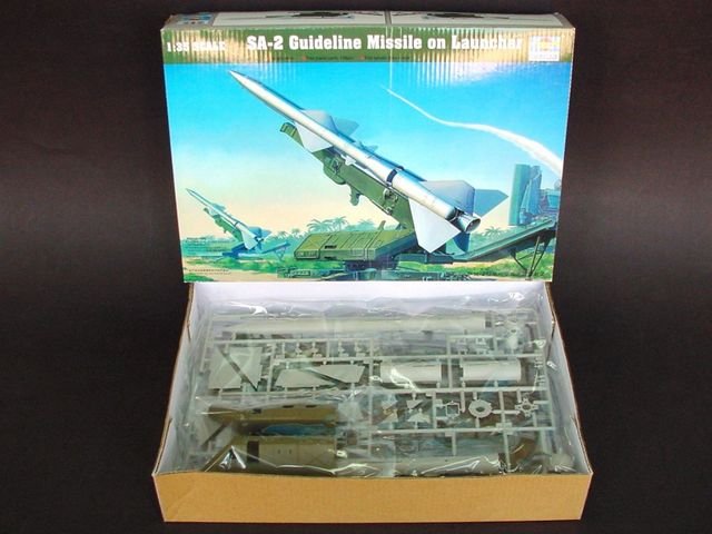 1:35 Trumpeter 00206 J27:J66 SA-2 Guideline Missile met Lanceerinrichting - Sovjet Luchtafweerraket - Tru00206 3 - TRU00206