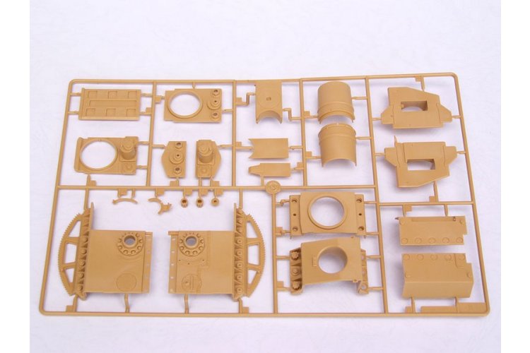 1:35 Trumpeter 00209 M&ouml;rser Karl-Ger&auml;t 040/041 on Railway Transport Wagon WWII &ndash; German Heavy Mortar - Tru00209 20 - TRU00209