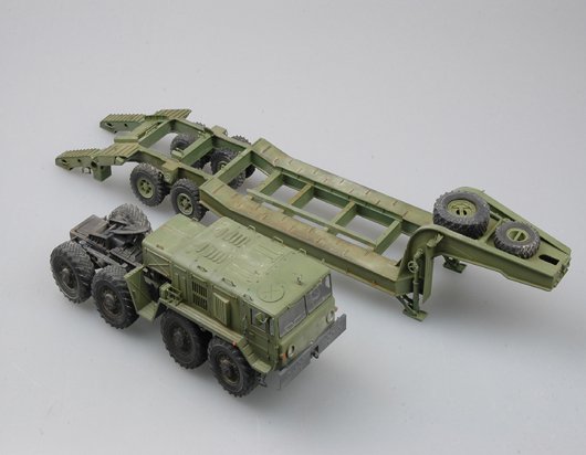1:35 Trumpeter 00212 MAZ-537G met MAZ/ChMZAP-5247G Oplegger Late Production Type - Sovjet Zware Transporttruck - Tru00212 5 - TRU00212