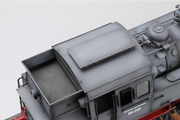 1:35 Trumpeter 00217 Dampflokomotive BR86 WWII - Duitse Stoomlocomotief - Tru00217 8 - TRU00217