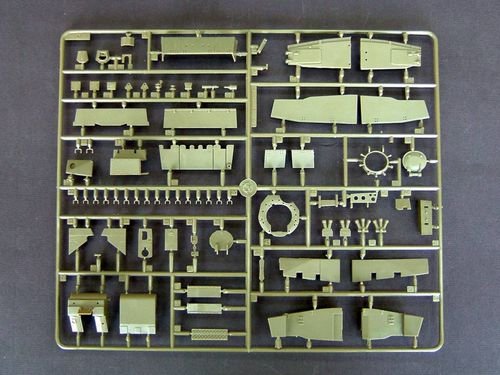 1:35 Trumpeter 00345 Challenger 2 MBT &ndash; KFOR Kosovo with Dozer Blade &ndash; British Main Battle Tank - Tru00345 12 - TRU00345