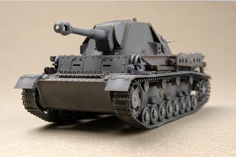 1:35 Trumpeter 00373 Heuschrecke IVb Grasshopper - 10,5cm leFH 18/1 L/28 auf Waffentr&auml;ger IVb - Duitse Houwitser - Tru00373 9 - TRU00373