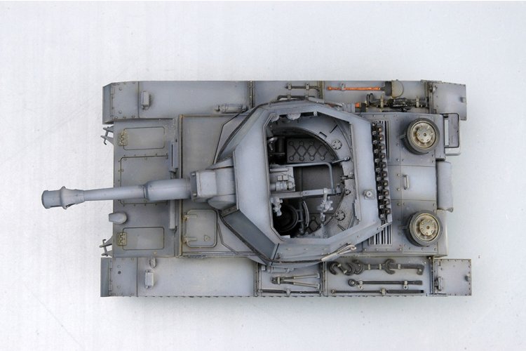 1:35 Trumpeter 00374 Sd.Kfz.165/1 Gesch&uuml;tzwagen IVb f&uuml;r 10,5cm leFH 18/1 (Sf.) WWII - Duitse Houwitser - Tru00374 17 - TRU00374