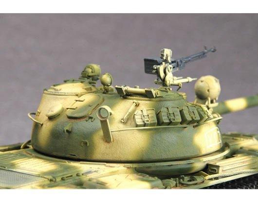 1:35 Trumpeter 00377 T-62 Mod. 1972 &ndash; Soviet Main Battle Tank - Tru00377 17 - TRU00377