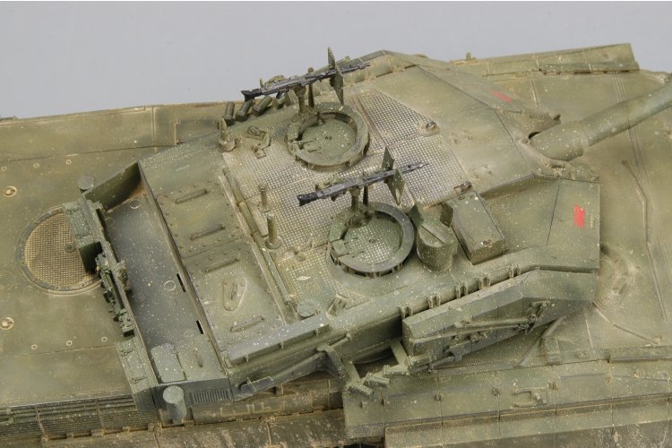 1:35 Trumpeter 00394 C1 Ariete MBT met Extra Bepantsering - Italiaanse Hoofdgevechtstank - Tru00394 12 - TRU00394