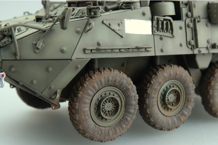 1:35 Trumpeter 00398 M1131 Stryker FSV - Amerikaans Artillerieverkenningsvoertuig - Tru00398 15 - TRU00398