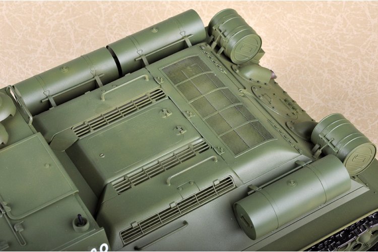 1:16 Trumpeter 00915 SU-100 WWII - Sovjet Tankjager - Tru00915 24 - TRU00915