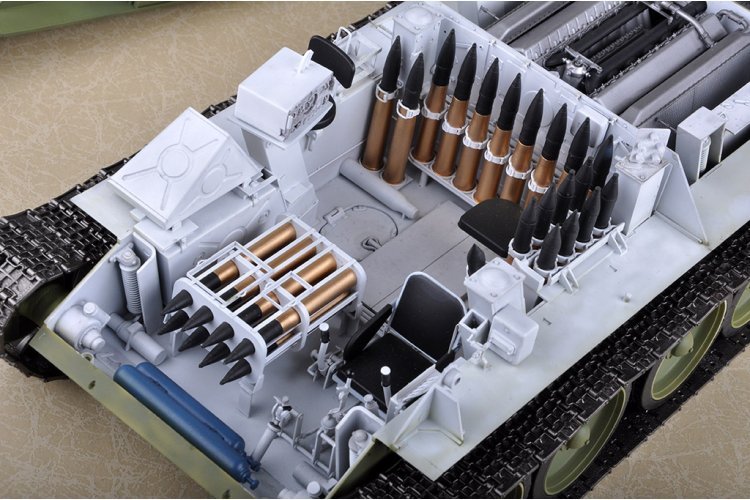 1:16 Trumpeter 00915 SU-100 WWII - Sovjet Tankjager - Tru00915 29 - TRU00915