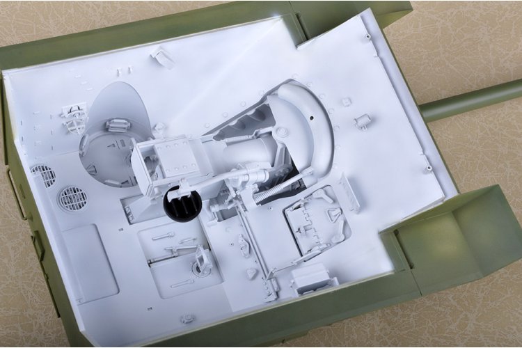 1:16 Trumpeter 00915 SU-100 WWII - Sovjet Tankjager - Tru00915 31 - TRU00915