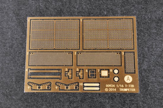 1:16 Trumpeter 00925 T-72B1 MBT met Kontakt-1 Reactieve Bepantsering - Sovjet Hoofdgevechtstank - Tru00925 19 - TRU00925