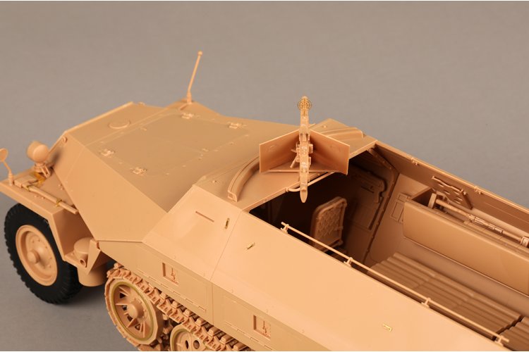 1:16 Trumpeter 00942 Sd.Kfz 251D - German Halftrack - Tru00942 36 - TRU00942