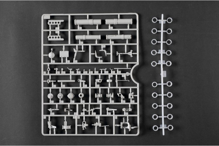 1:16 Trumpeter 00949 Panzerkampfwagen VI Tiger II WWII - Henschel-toren met 105mm Kanon - Duitse Zware Tank - Tru00949 32 - TRU00949