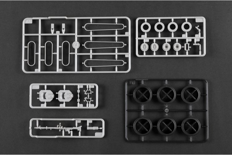 1:16 Trumpeter 00953 Duitse Sd.Kfz.165 Hummel &ndash; Late Productie  - Zelfrijdende Artillerie - Tank - Tru00953 35 - TRU00953