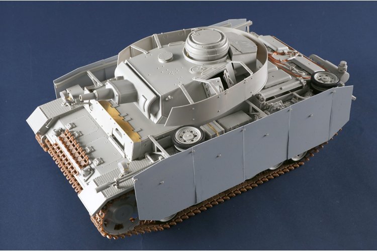 1:16 Trumpeter 00956 Pz.Kpfw. III Ausf. N WWII - Duitse Tank - Tru00956 6 - TRU00956