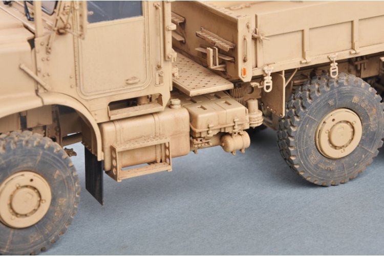 1:35 Trumpeter 01011 Mk.23 MTVR Cargo Truck - Amerikaanse Militaire Vrachtwagen - Tru01011 7 - TRU01011