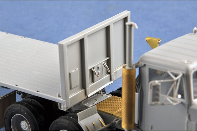 1:35 Trumpeter 01015 M915 Truck - Amerikaanse Zware Transporttruck - Tru01015 21 - TRU01015