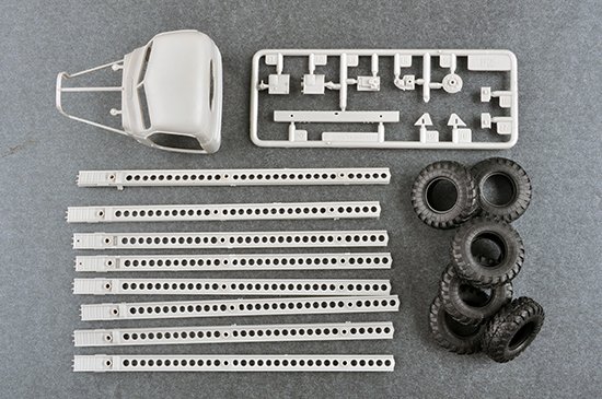 1:35 Trumpeter 01075 Soviet 2B7 Multiple Rocket Launcher BM-13 NM - Tru01075 5 - TRU01075