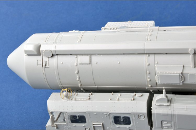 1:35 Trumpeter 01082 15U175 TEL van RS-12M1 Topol-M ICBM-complex - Russische Mobiele Raketlanceerder - Tru01082 41 - TRU01082