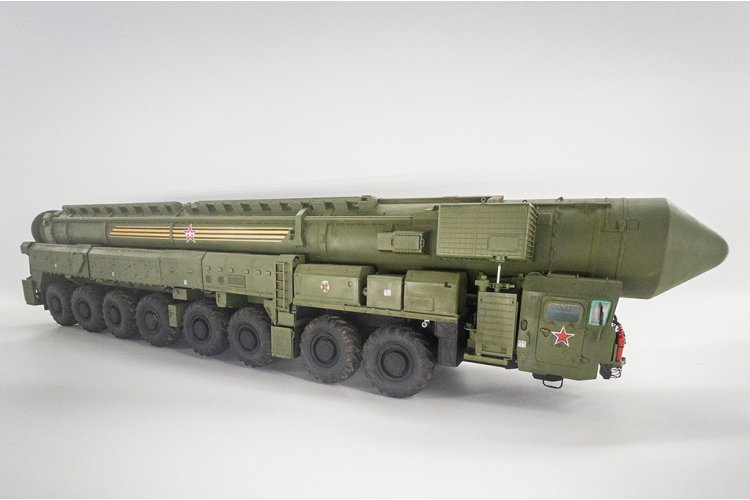 1:35 Trumpeter 01082 15U175 TEL van RS-12M1 Topol-M ICBM-complex - Russische Mobiele Raketlanceerder - Tru01082 51 - TRU01082