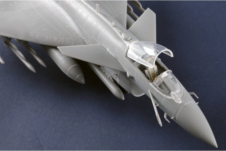 1:72 Trumpeter 01698 Chengdu J-10C Vigorous Dragon Fighter - Straaljager - Tru01698 14 - TRU01698
