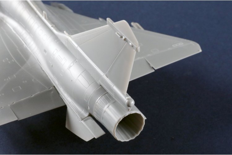 1:72 Trumpeter 01698 Chengdu J-10C Vigorous Dragon Fighter - Straaljager - Tru01698 15 - TRU01698