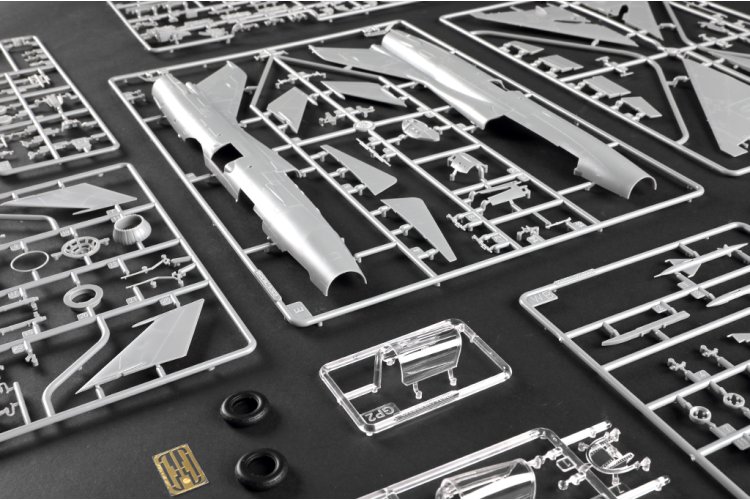 1:48 Trumpeter 02824 JJ-7 Trainer Plane - Tru02824 991 - TRU02824