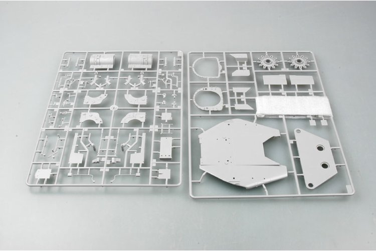 1:32 Trumpeter 03209 Mikoyan-Gurevich MiG-23MF Flogger-B - Straaljager - Tru03209 8 - TRU03209