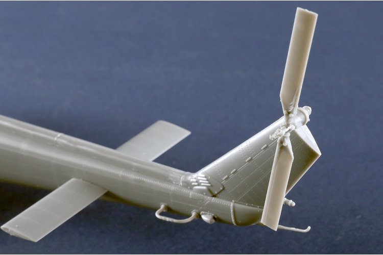 1:35 Trumpeter 05112 UH-1B Huey Gunship - Amerikaanse Militaire Helikopter - Tru05112 12 - TRU05112