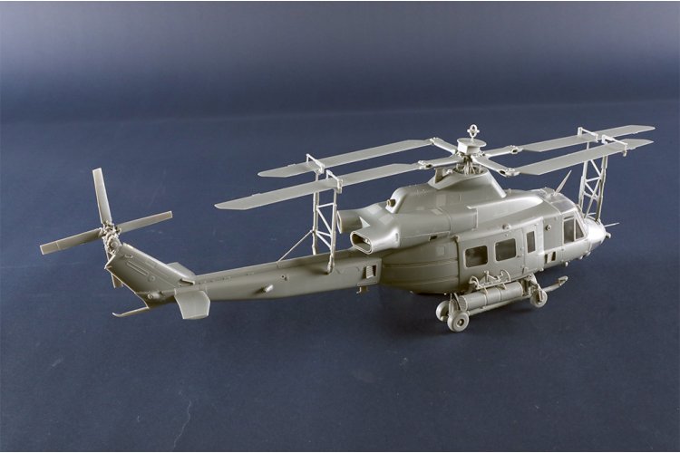 1:35 Trumpeter 05118 Bell UH-1Y Venom &ndash; American Military Helicopter - Tru05118 8 - TRU05118