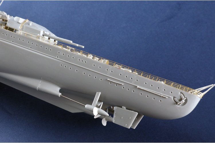 1:350 Trumpeter 05360 Gneisenau WWII - Scharnhorst Class - German Battleship - Tru05360 10 - TRU05360