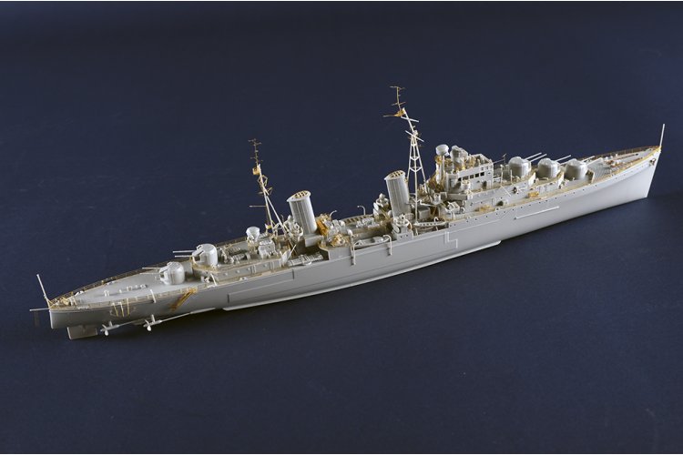 1:350 Trumpeter 05366 HMS Naiad - Light cruiser Dido-class - Marine Schip - Tru05366 6 - TRU05366