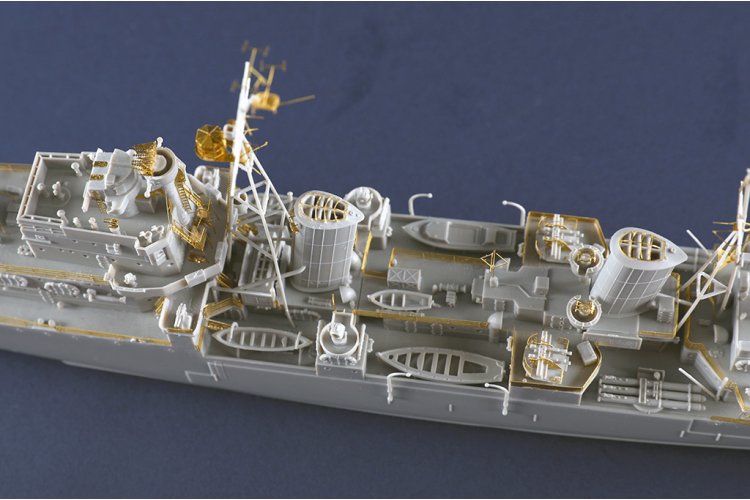 1:350 Trumpeter 05367 HMS Argonaut - Lichte kruiser Dido-klasse - Tru05367 9 - TRU05367