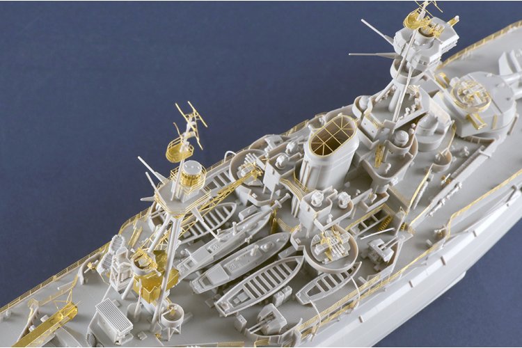 1:350 Trumpeter 05379 HMS Resolution WWII - Revenge-klasse - Brits Slagschip - Tru05379 9 - TRU05379