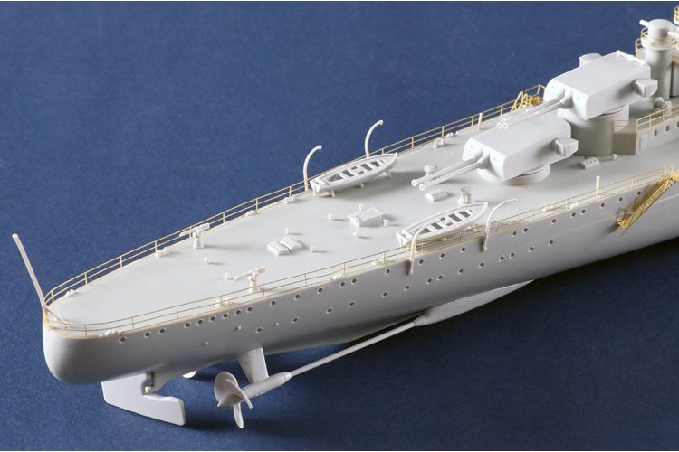1:350 Trumpeter 05381 Pola WWII &ndash; Zara-Class &ndash; Italian Heavy Cruiser - Tru05381 9 - TRU05381