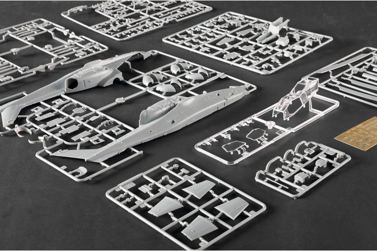 1:48 Trumpeter 05849 Changhe Z-10G Attack Helicopter - Chinese Helikopter - Tru05849 18 - TRU05849