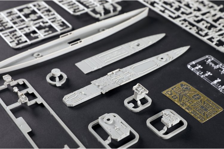 1:700 Trumpeter 06745 Battleship HMS York - Tru06745 94 - TRU06745