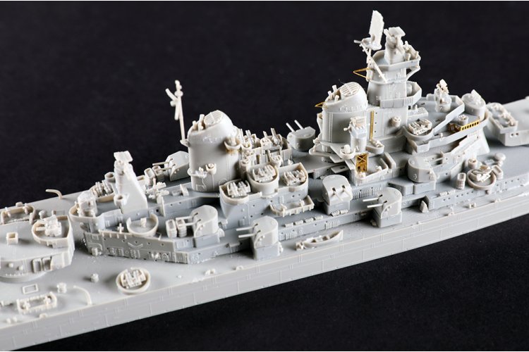 1:700 Trumpeter 06749 USS Iowa BB-61 Battleship - Tru067499 - TRU06749