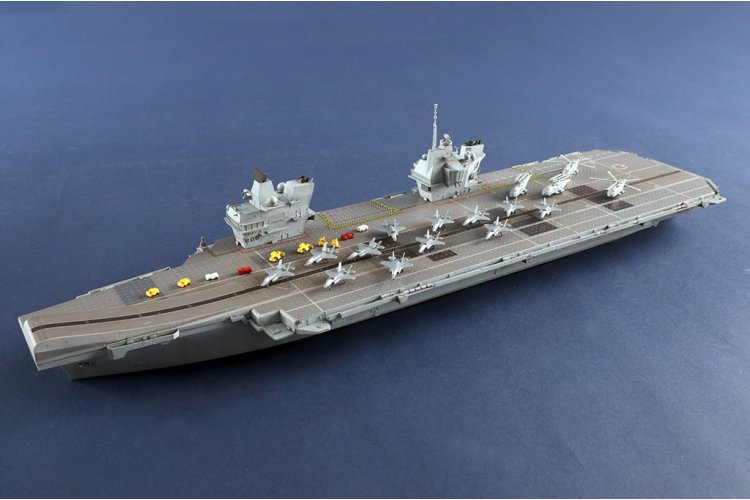 1:700 Trumpeter 06751 HMS Queen Elizabeth - Queen Elizabeth-klasse - Brits Vliegdekschip - Tru06751 22 - TRU06751