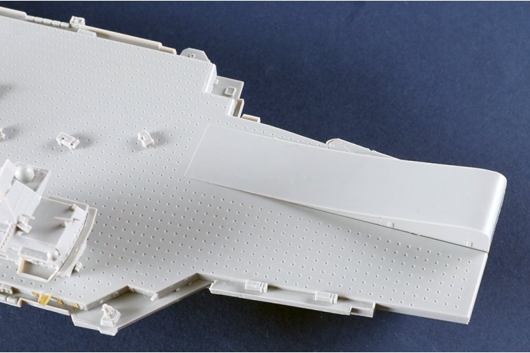 1:700 Trumpeter 06751 HMS Queen Elizabeth - Queen Elizabeth-klasse - Brits Vliegdekschip - Tru06751 7 - TRU06751