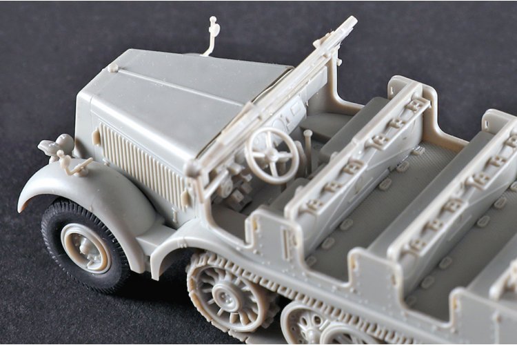 1:72 Trumpeter 07403 German Sd.Kfz. 8 Heavy Half-track 12t - Tru07403 6 - TRU07403