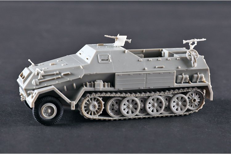 1:72 Trumpeter 07404 Sd.Kfz.8 Armored 12t Half-Track - Military Vehicle - Tru07404 5 - TRU07404