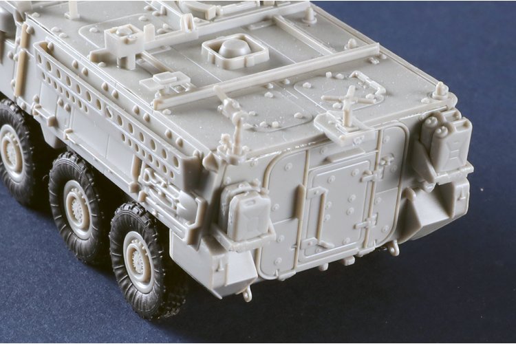 1:72 Trumpeter 07423 M1130 Stryker Commandovoertuig - Amerikaans Pantserinfanterievoertuig - Tru07423 6 - TRU07423