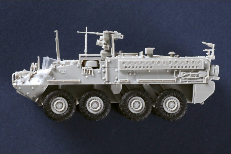 1:72 Trumpeter 07423 M1130 Stryker Commandovoertuig - Amerikaans Pantserinfanterievoertuig - Tru07423 7 - TRU07423