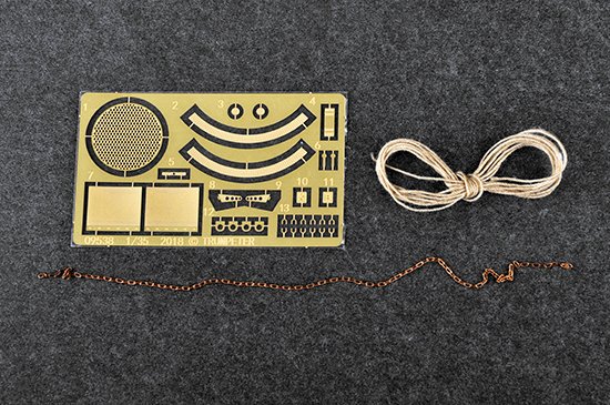 1:35 Trumpeter 09538 Sd.Kfz.8 (DB9)Half-Track Artillery Tractor - Tru09538 6 - TRU09538