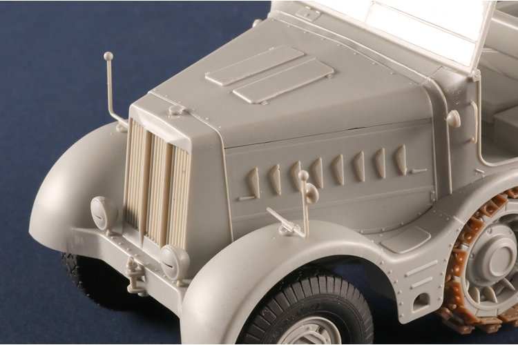 1:35 Trumpeter 09576 Heavy Half-Track 18t Sd.Kfz.9/1 with 6 Ton Bilstein Crane - Tru09576 11 - TRU09576