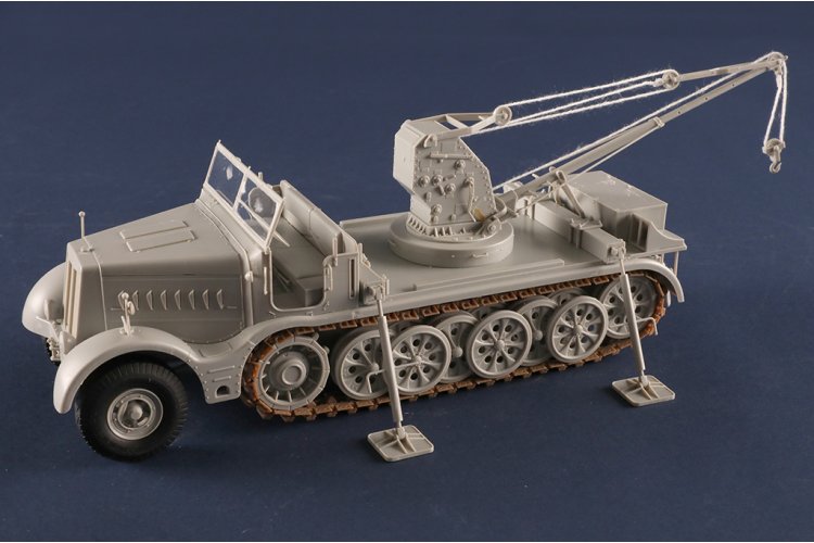 1:35 Trumpeter 09576 Heavy Half-Track 18t Sd.Kfz.9/1 with 6 Ton Bilstein Crane - Tru09576 7 - TRU09576