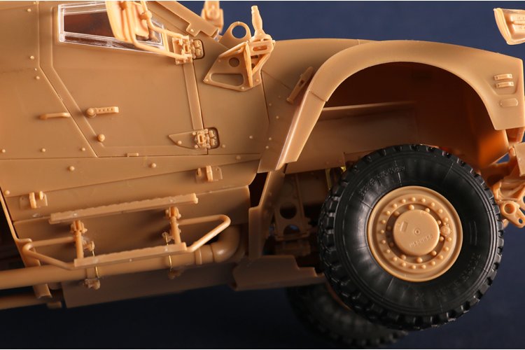1:35 I Love Kit 63556 Oshkosh M-ATV Cargo Carrier &ndash; American Armoured Vehicle - Truilo63556 13 - TRUILO63556