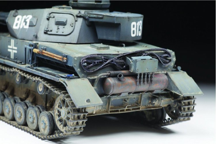 1:35 Zvezda 3641 Pz.Kpfw. IV Ausf. E - German Medium Tank - Zvz3641pic q - ZVZ3641